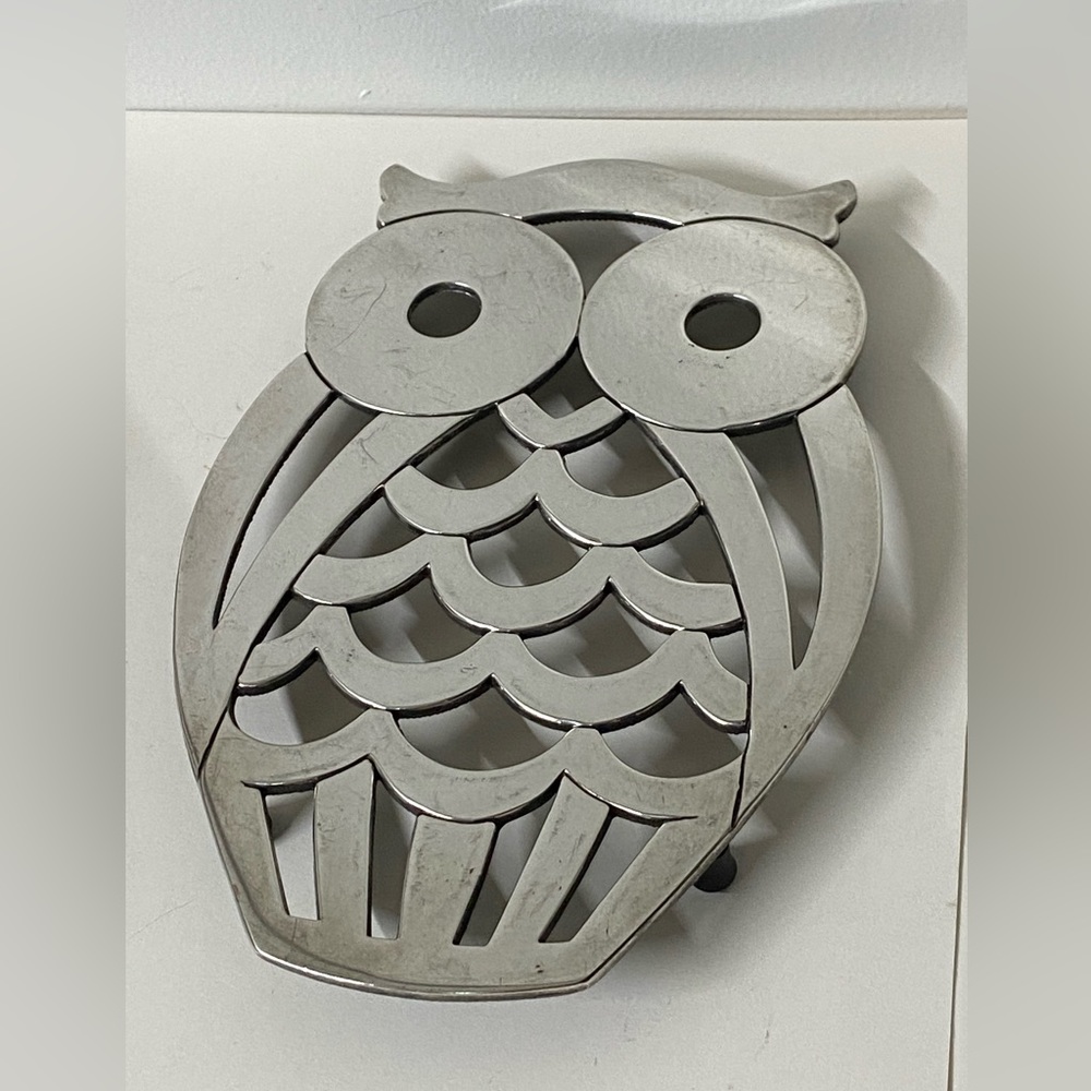Vintage F B Rogers Silver Co. Zinc owl trivet